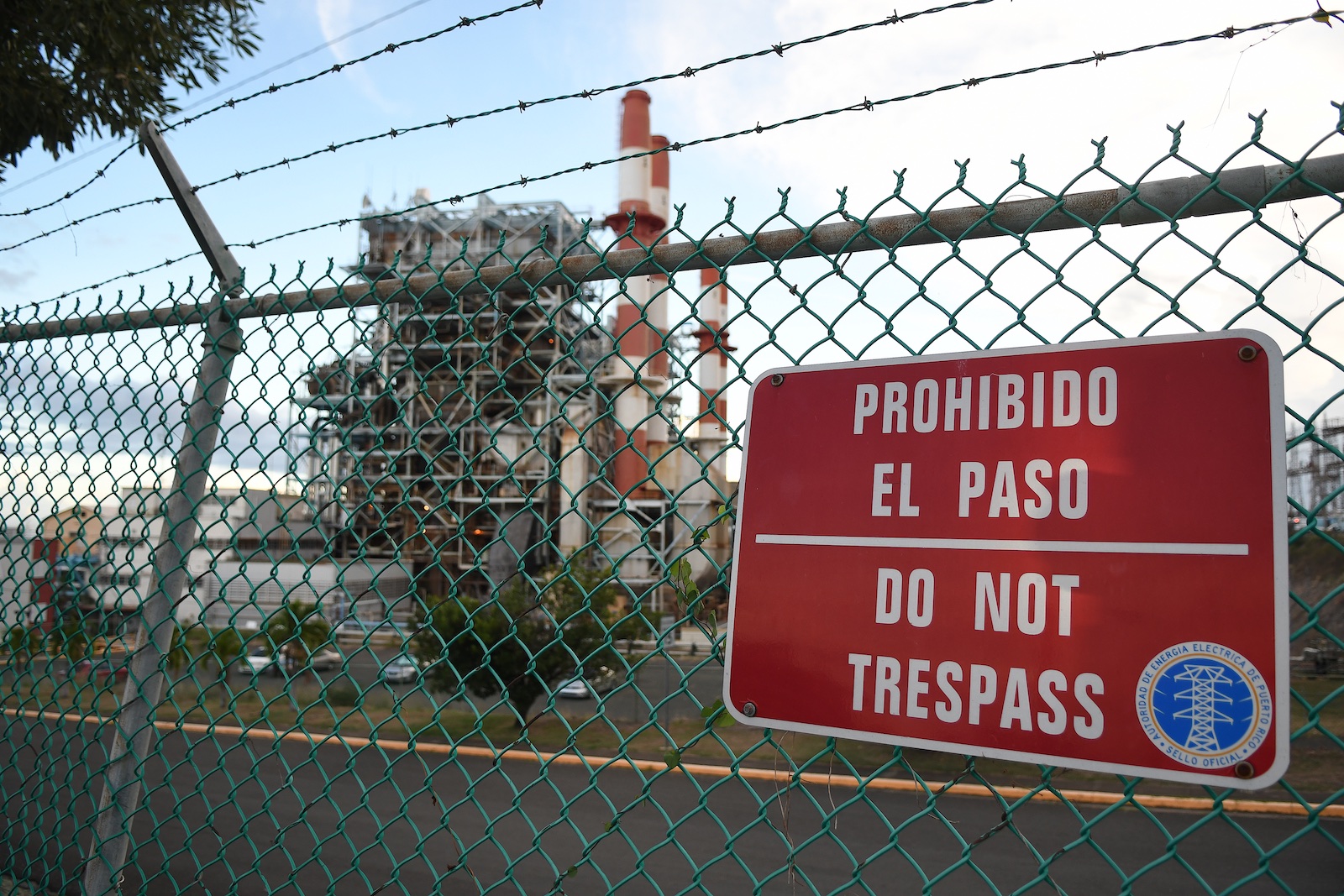 Sin urgencia la gobernadora para convocar negociadores del contrato de energía temporera
