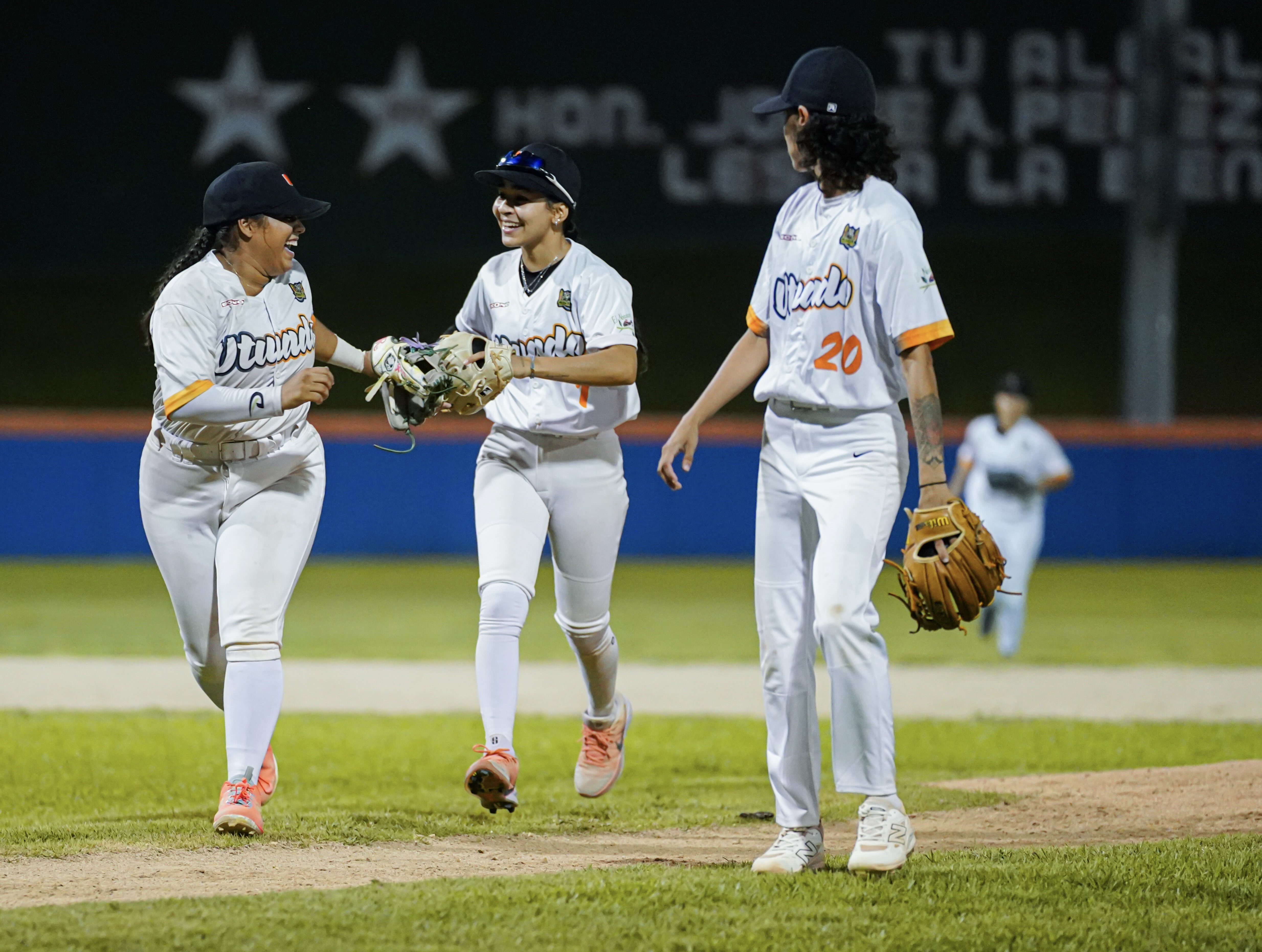 Utuado y Guayama logran doble victoria en el béisbol femenino