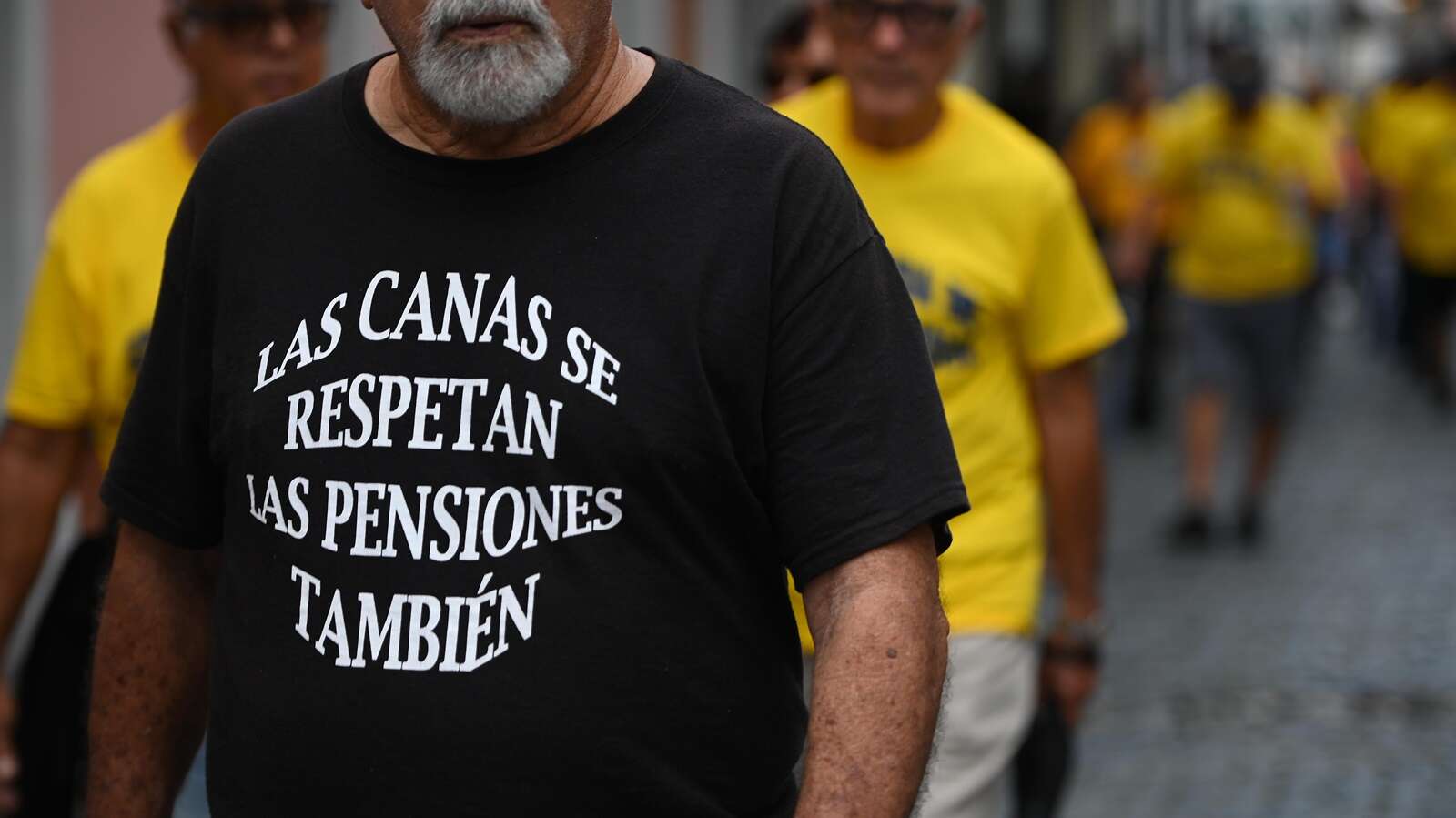 Con el cuerpo marcado por la AEE: los jubilados que llevan seis años luchando por su pensión