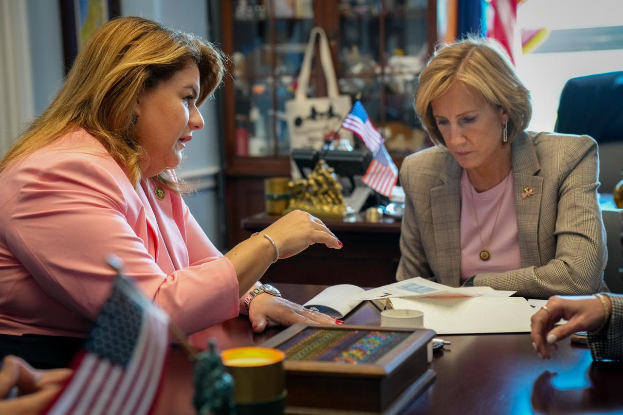 Viajan a  Washington para gestiones por Medicaid, reconstrucción y proyectos de infraestructura