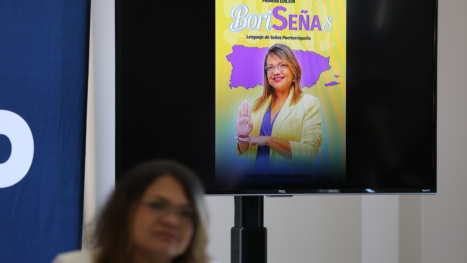 Presentan otra vez medida sobre lenguaje de señas que la gobernadora vetó ya dos veces
