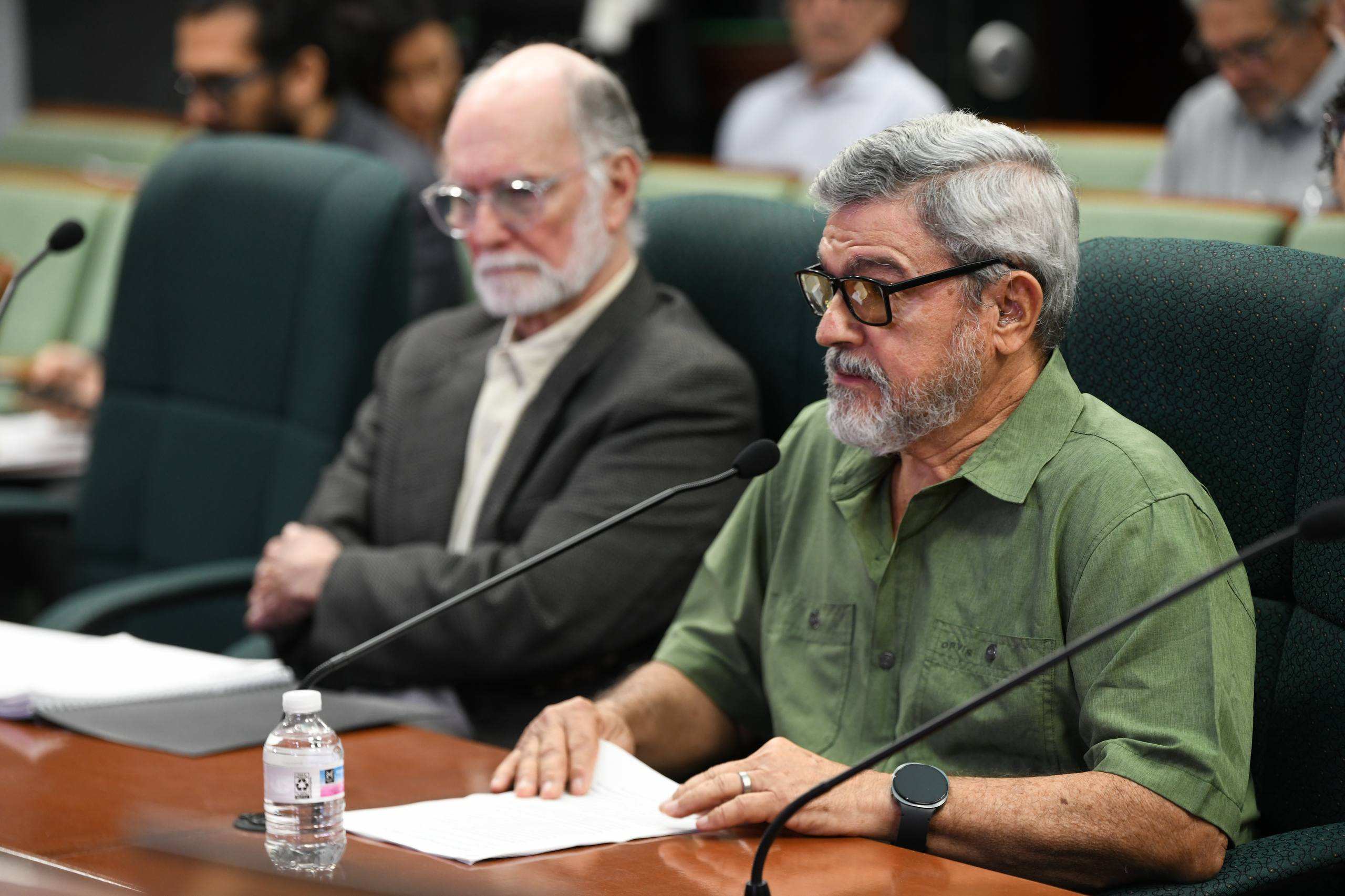 Gobierno respalda proyecto que cambia política de "conservar" a "aprovechar" el carso de PR