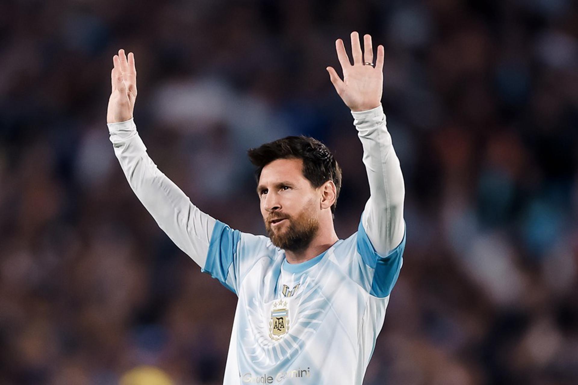 Lionel Messi: «Fue un orgullo muy grande defender esta camiseta»