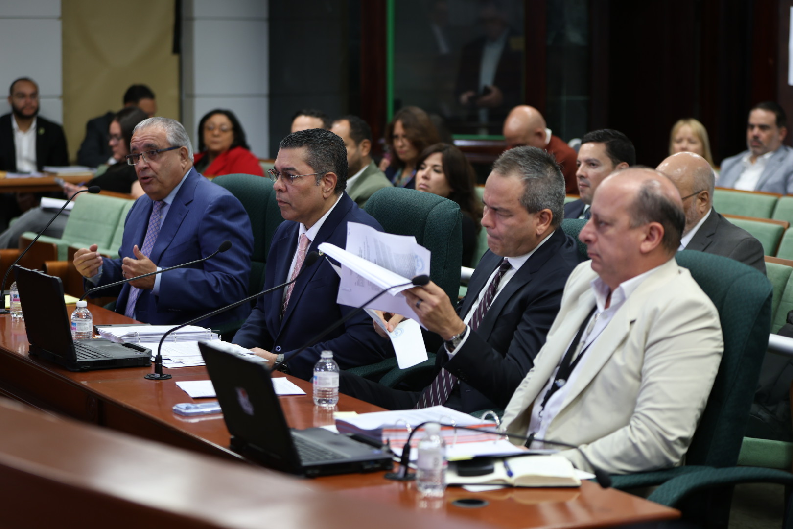 Gobierno reclama $100 millones a New Fortress Energy