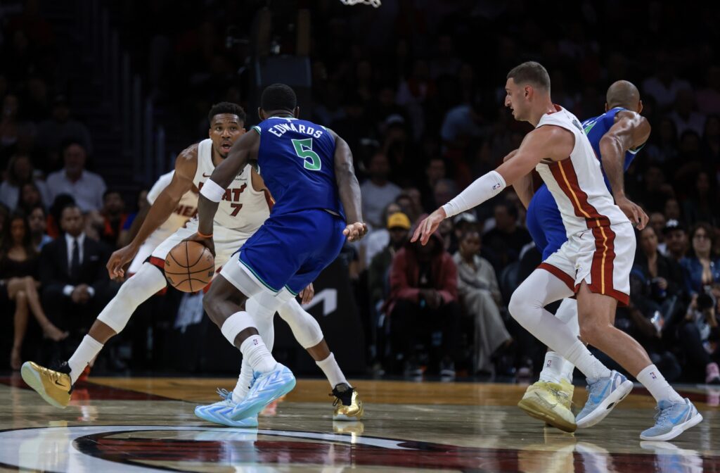 NBA: Edwards arrasa, mientras Davis, Haliburton y Kawhi firman regresos de ensueño