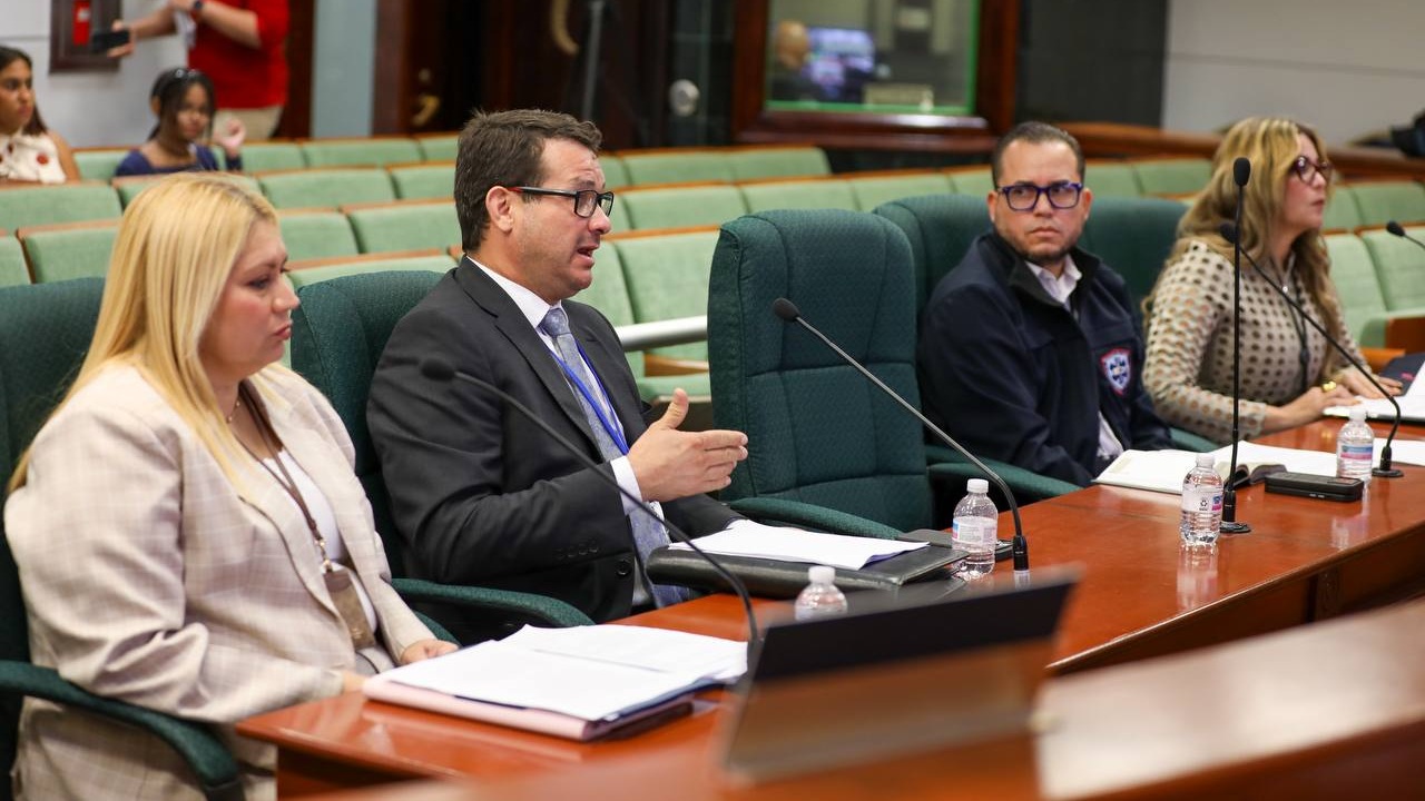 Proyecto de “Georgie” Navarro sobre “tráfico de aborto de menores” tiene problemas