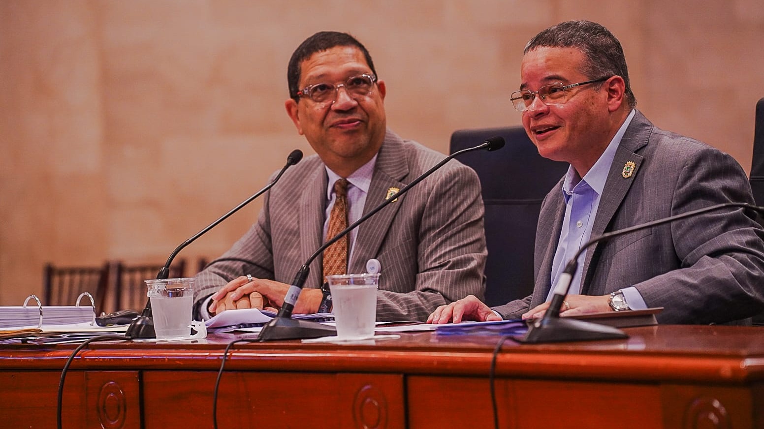 Administración González confía en cabildeo federal ante posible recorte al Plan Vital