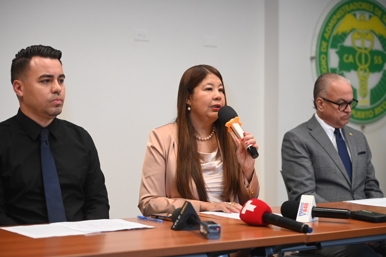 Administradores de salud piden audiencia al Negociado de Energía contra alza tarifaria