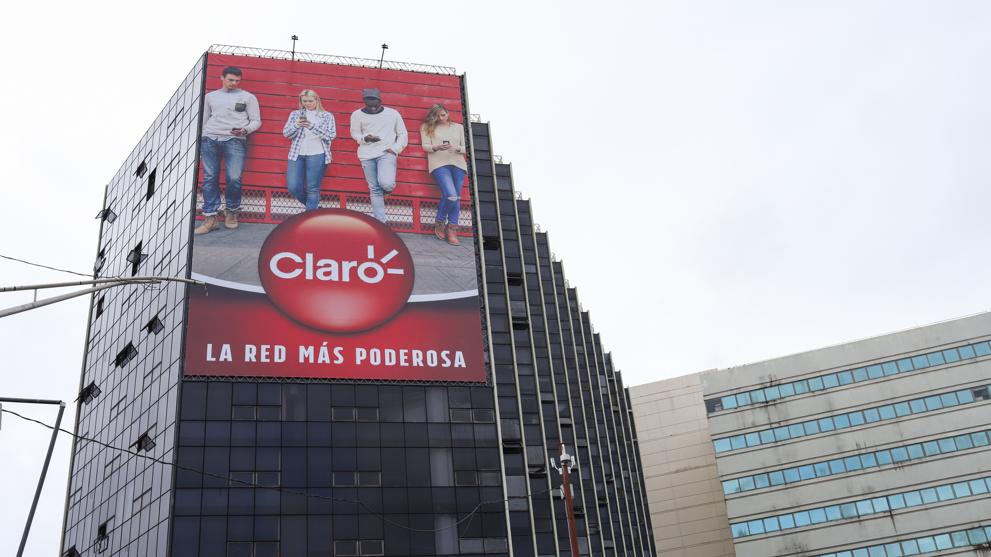 Sindicato de Claro advierte que si van a huelga las comunicaciones gubernamentales podrían afectarse