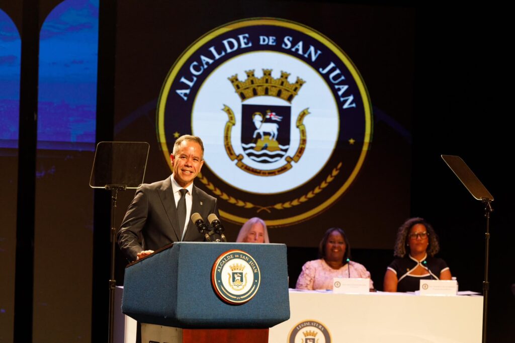 San Juan proyecta ahorros de $84 millones y anuncia inversiones millonarias en infraestructura y salud